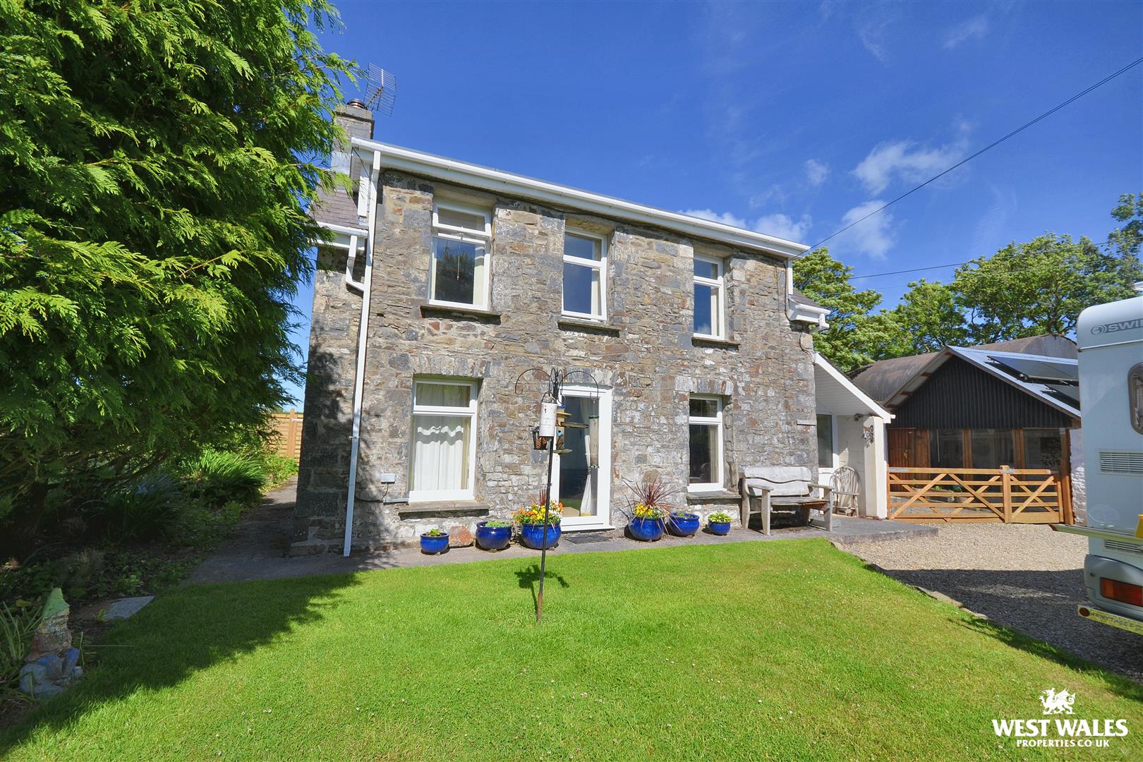 3 Bedroom, Cross Inn, Llandysul
